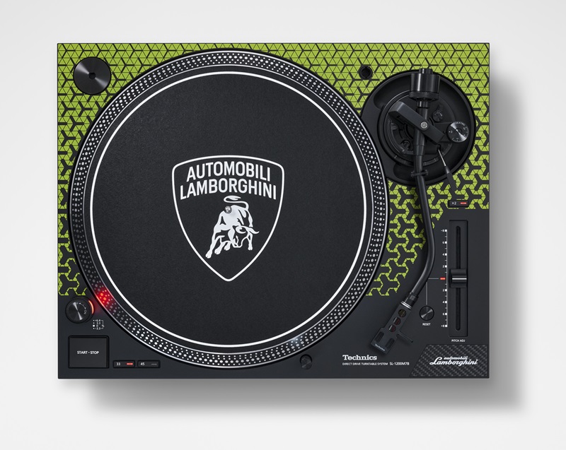 Technics i Automobili Lamborghini SL-1200M7B