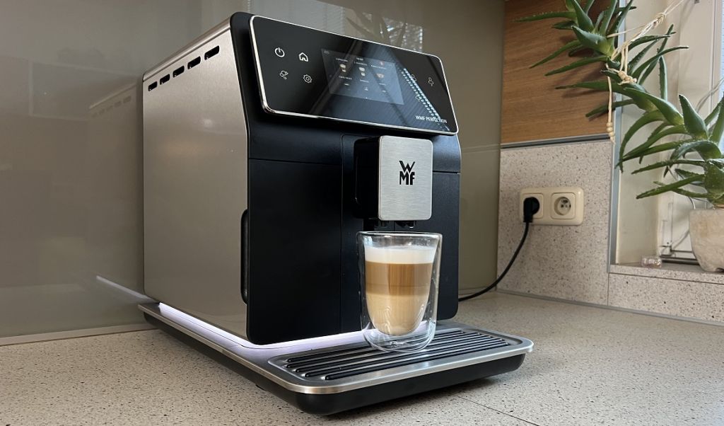 WMF Perfection 860L: Ekspres, który zaparza doskonałą kawę. Recenzja