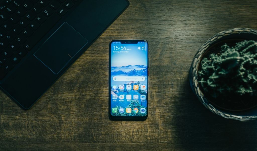 Nasz smartfon został zhakowany? Wyjaśniamy, jak to sprawdzić