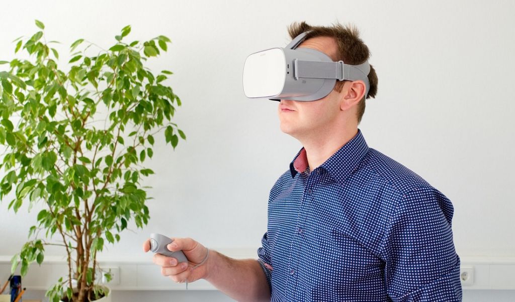 Apple daje iPhone’owi jeszcze 10 lat życia. Potem ma go zastąpić coś zupełnie innego