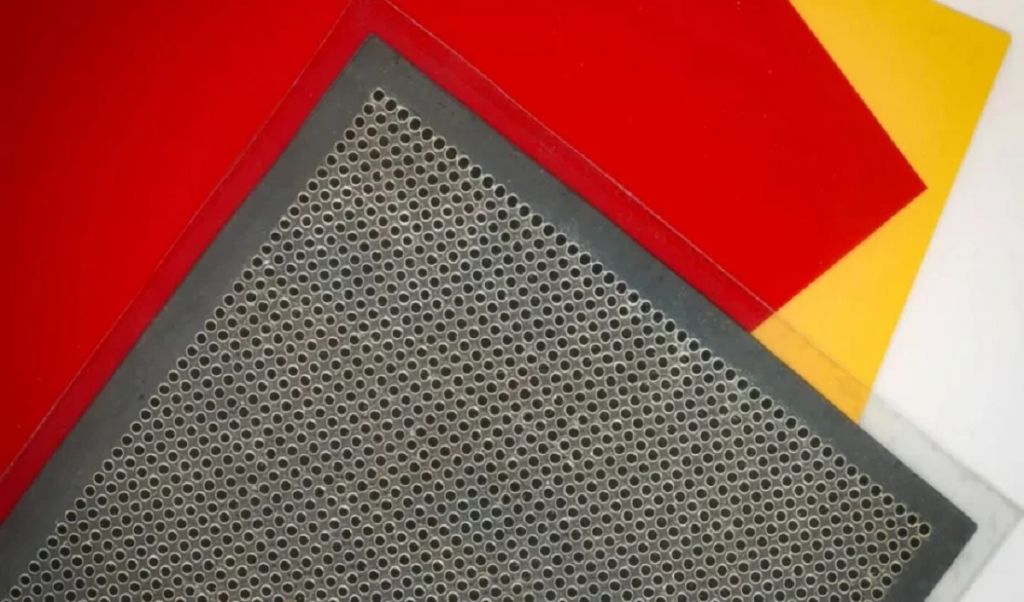 Naukowcy jednego z amerykańskich uniwersytetów opracowali głośnik o grubości kartki papieru