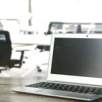 Laptopy do 2500 zł. Który model wybrać? Doradzamy