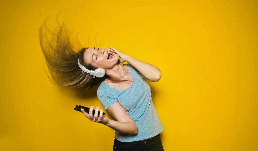 Najlepsze aplikacje do streamingu muzyki – przegląd