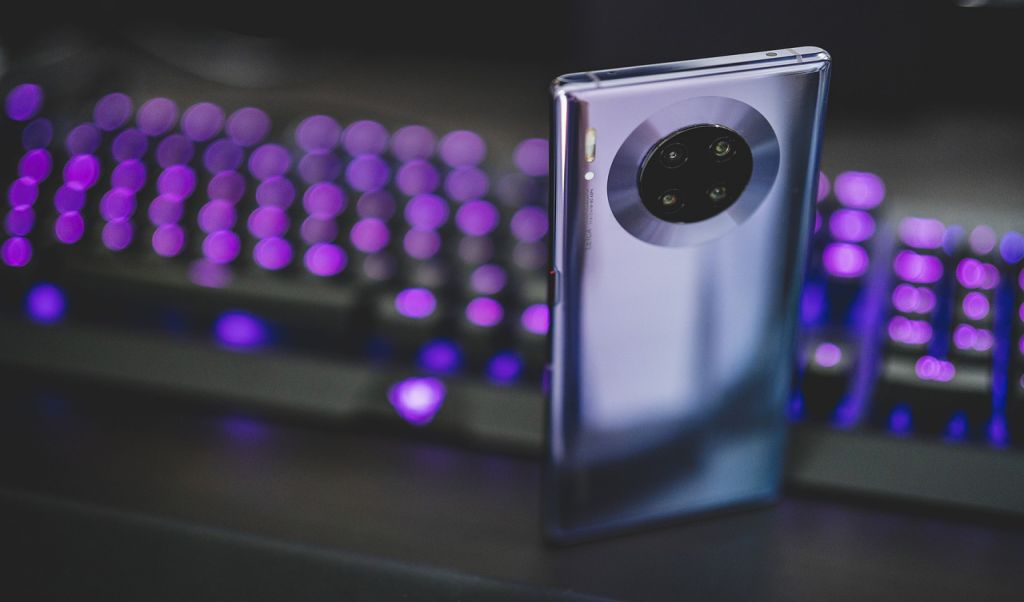 Użytkownicy starszych urządzeń Huawei z Androidem stracą aktualizacje systemowe?