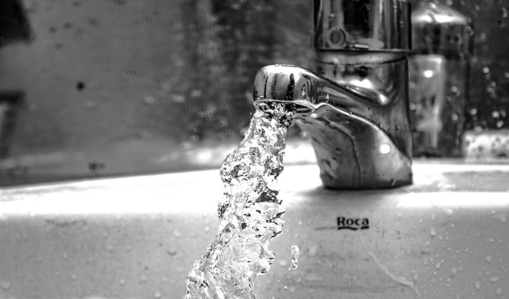 Jak zmniejszać domowe rachunki za wodę? Podpowiadamy