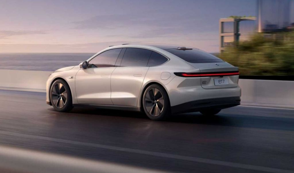 Chińska marka Nio rzuca wyzwanie Tesli. Do 2022 roku ma trafić do salonów elektryk tańszy i o lepszych parametrach