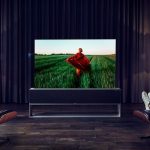 Zwijany TV LG OLED R1 już w Polsce