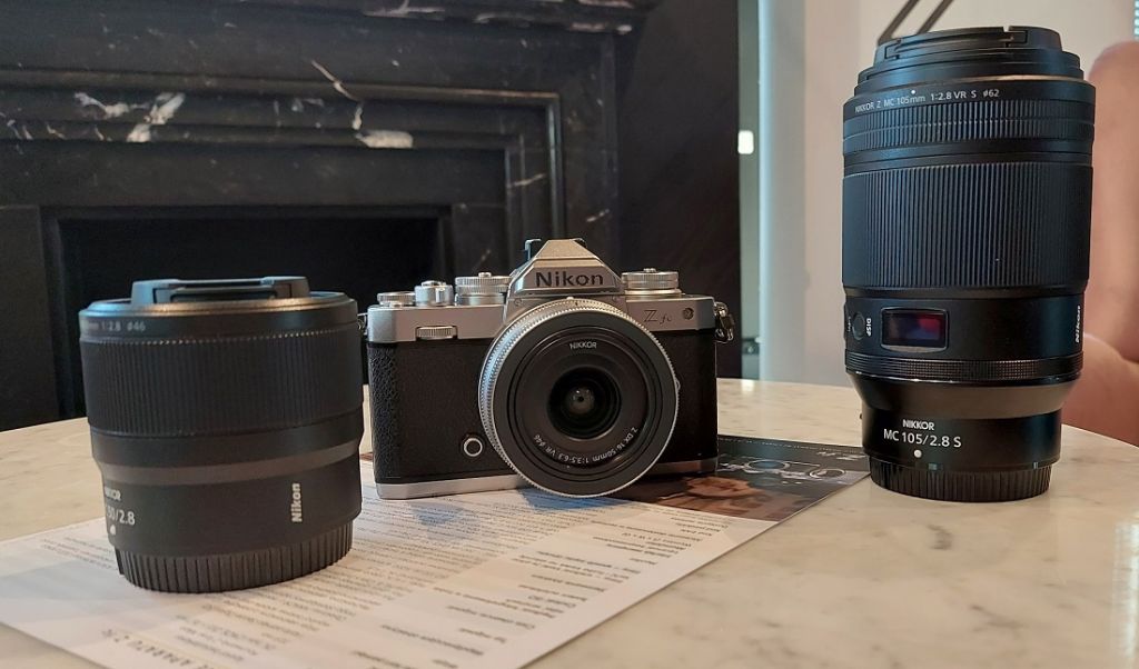 Nikon pokazał model Z fc. Aparat fotograficzny dla miłośników stylu retro