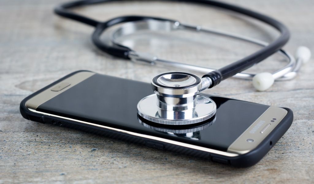 Tryb awaryjny w telefonie. Wyjaśniamy do czego służy i jak go uruchomić