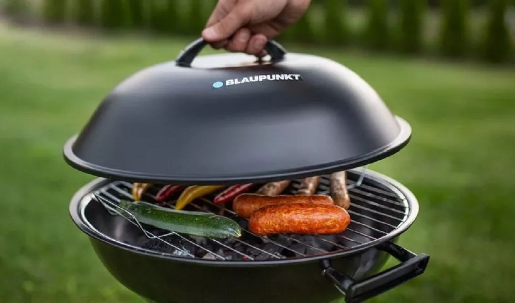 Grill węglowy – sposób na niepowtarzalnie aromatyczny posiłek na łonie natury