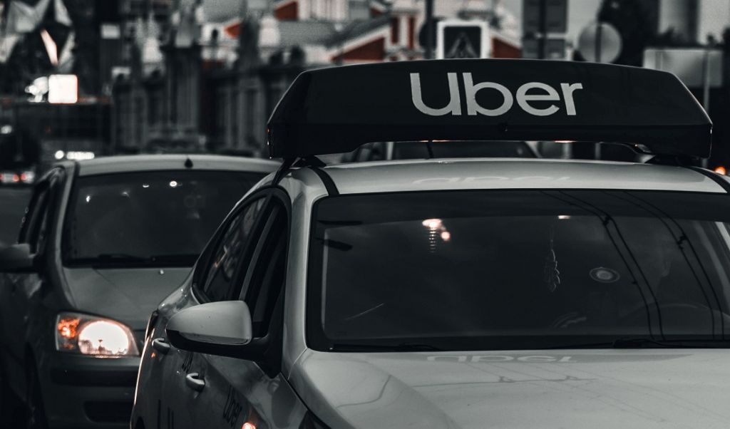 Aplikacje do zamawiania taksówki. Przegląd