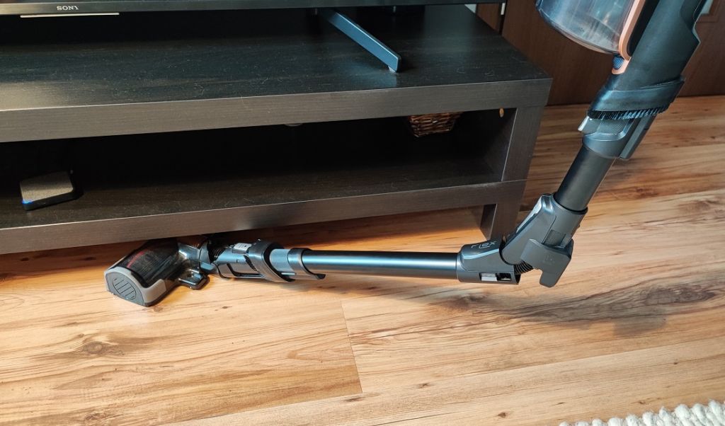 Tefal X-Force Flex 15.60. Test wydajnego odkurzacza pionowego o dużej mocy