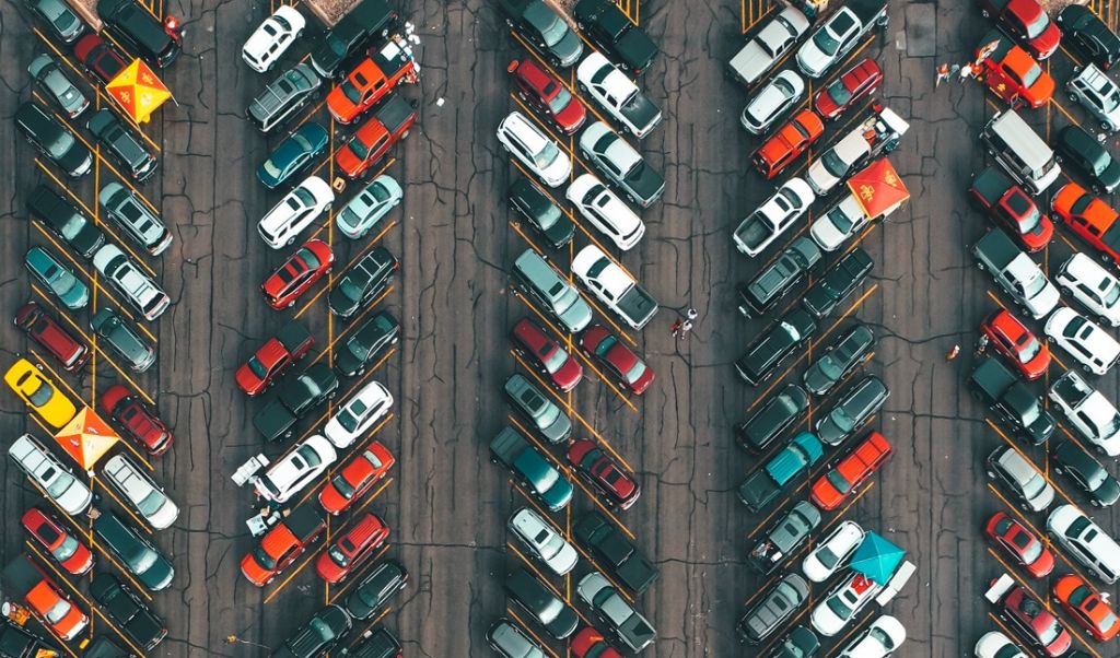 Jak znaleźć zaparkowane auto z pomocą Map Google? Podpowiadamy