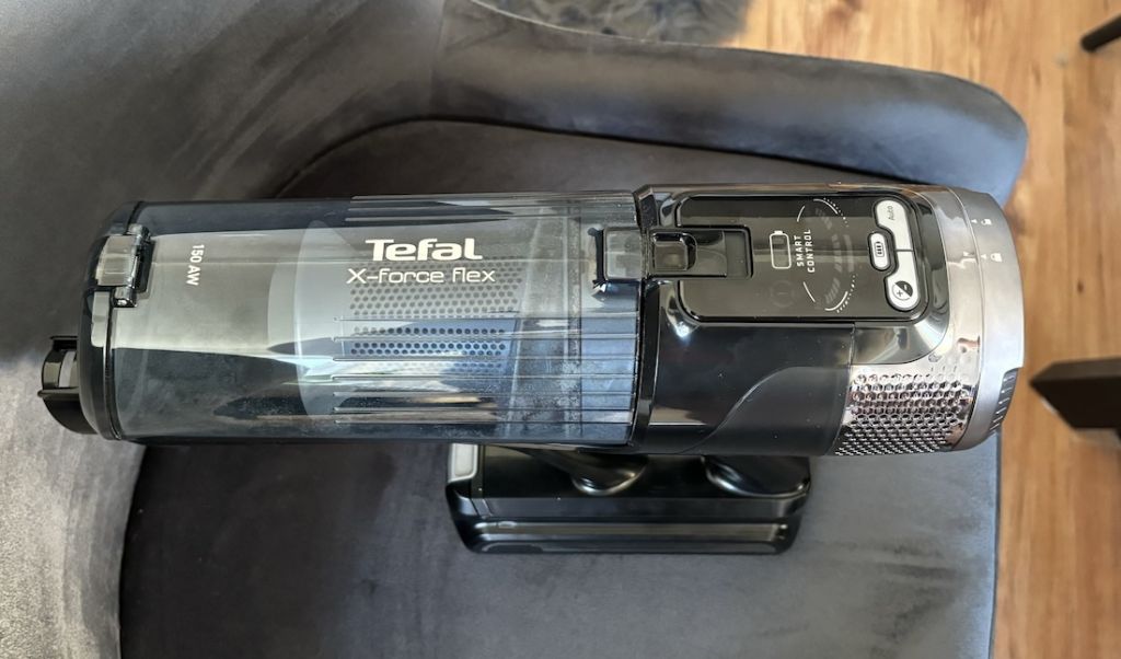 Tefal X-Force Flex 13.60 AeroSpin Aqua – wydajne odkurzanie i mycie podłóg w jednym urządzeniu