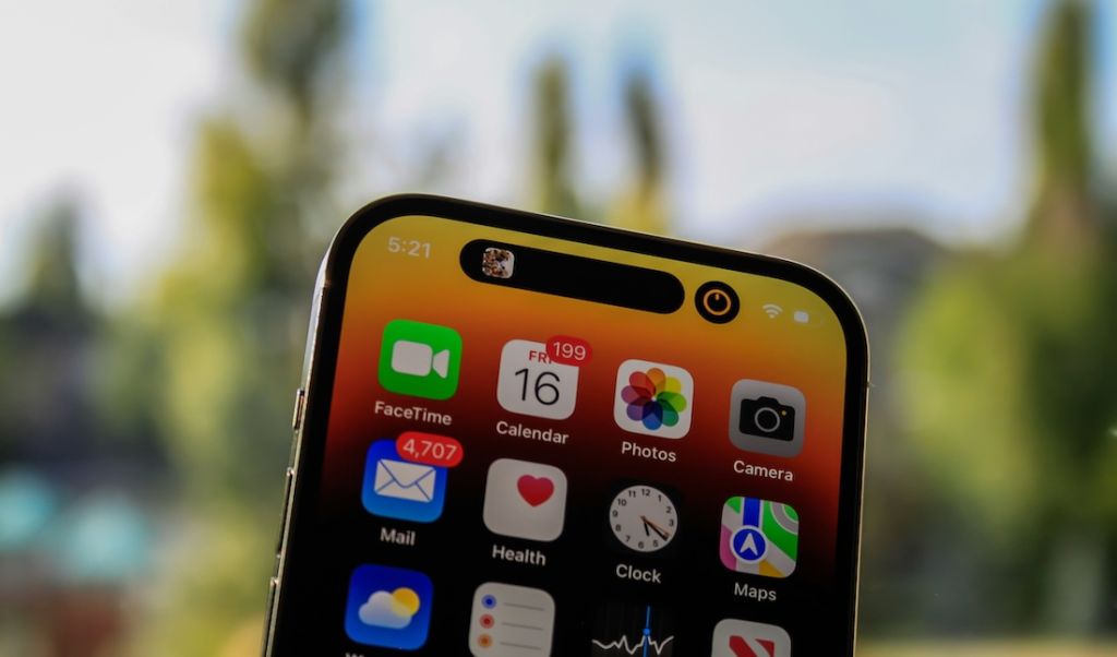 Rozpoznawanie twarzy w smartfonach. Jak to działa i czy to bezpieczny sposób logowania?