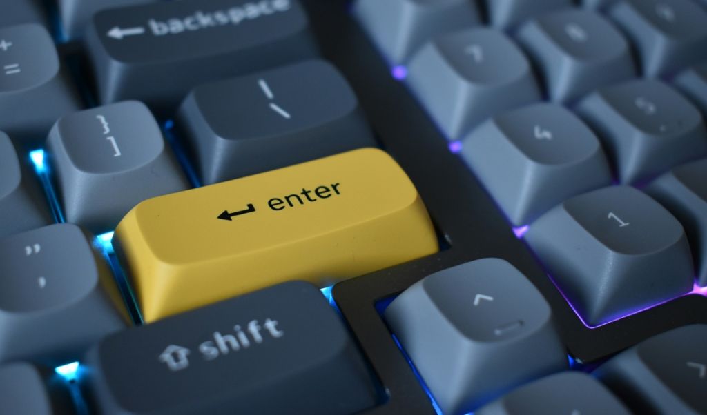 Nowe zagrożenia w sieci. Na co uważać surfując po współczesnym internecie?